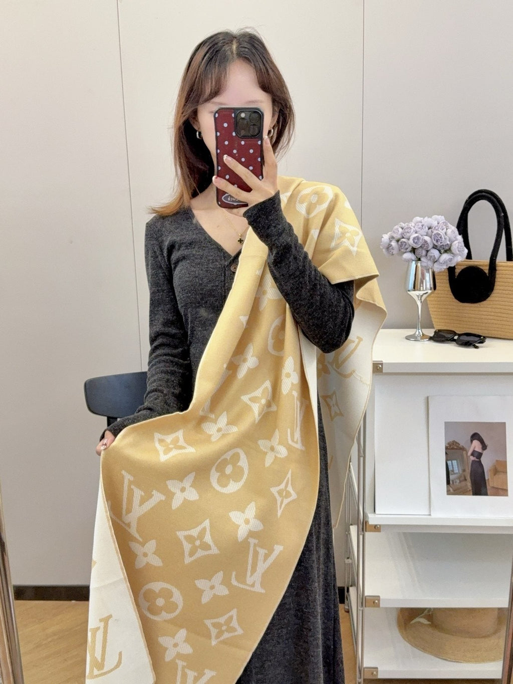 Louis Vuitton Beige & White Fringed Scarf product image 7, provided for visual reference and product detail review