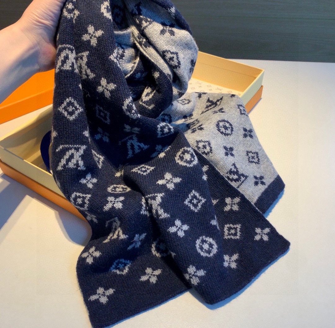 Louis Vuitton Navy and Gray Reversible Cashmere Scarf product image 7, provided for visual reference and product detail