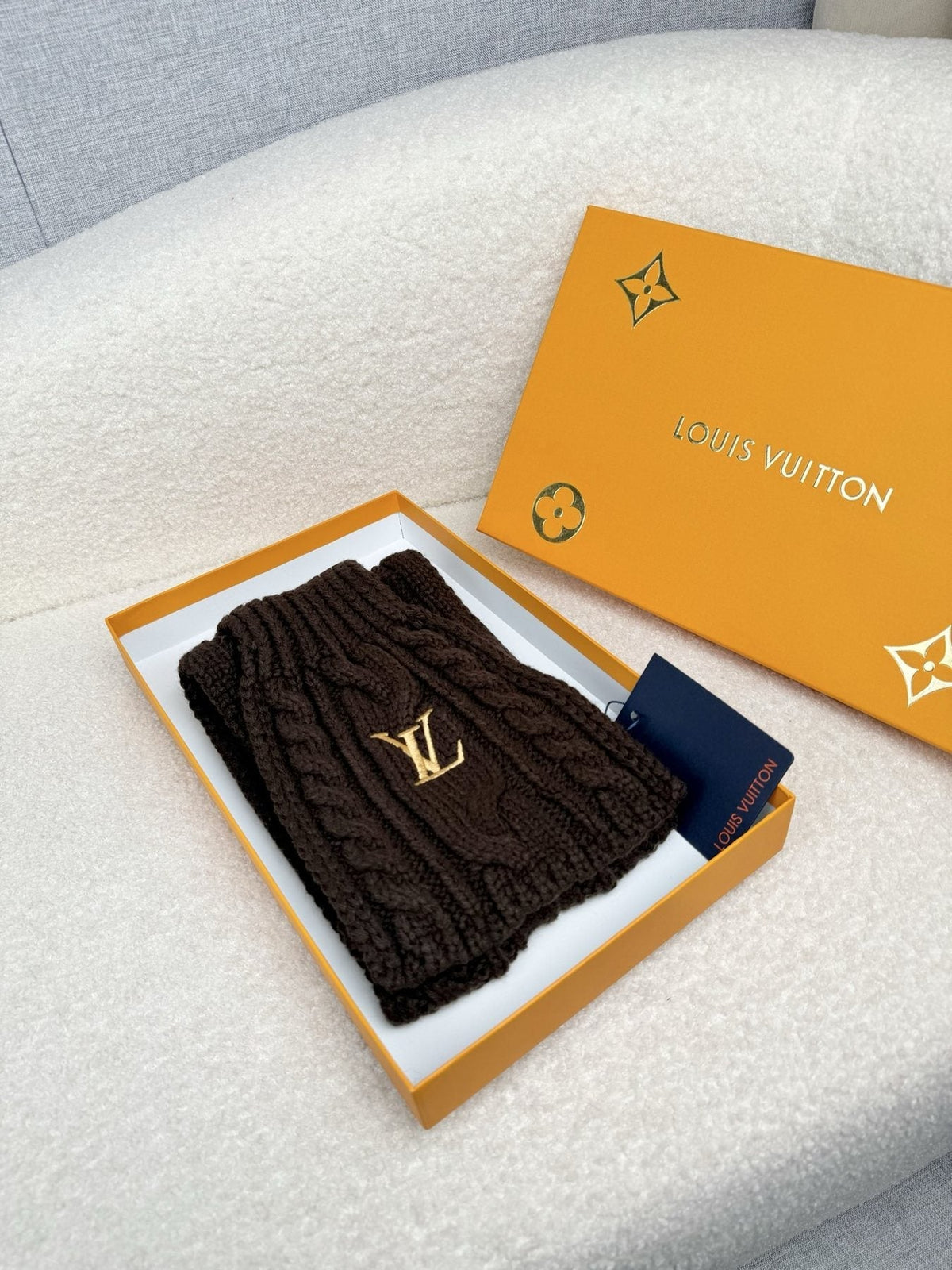 Louis Vuitton Dark Brown Knit Scarf product image 4, provided for visual reference and product detail review