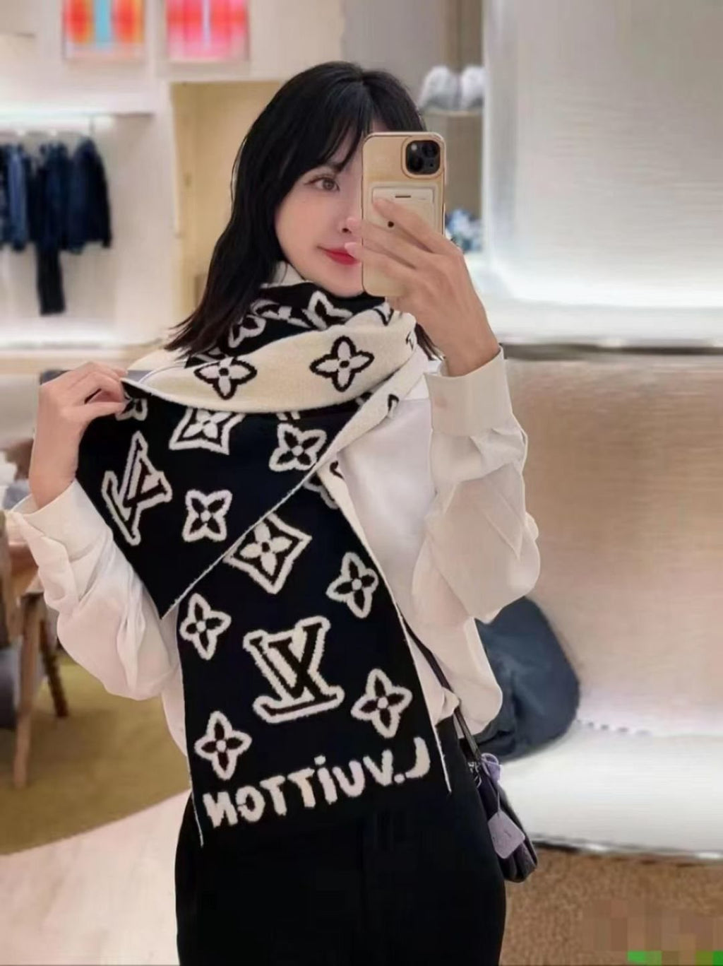 Louis Vuitton Black & Ivory Monogram Scarf product image 1, provided for visual reference and product detail review