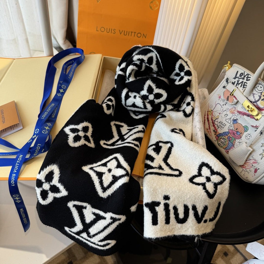 Louis Vuitton Black & Ivory Monogram Scarf product image 9, provided for visual reference and product detail review