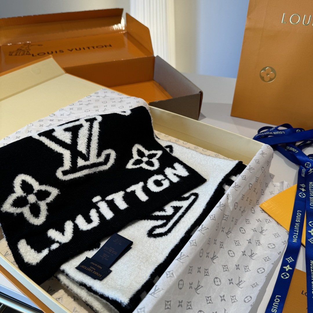 Louis Vuitton Black & Ivory Monogram Scarf product image 2, provided for visual reference and product detail review