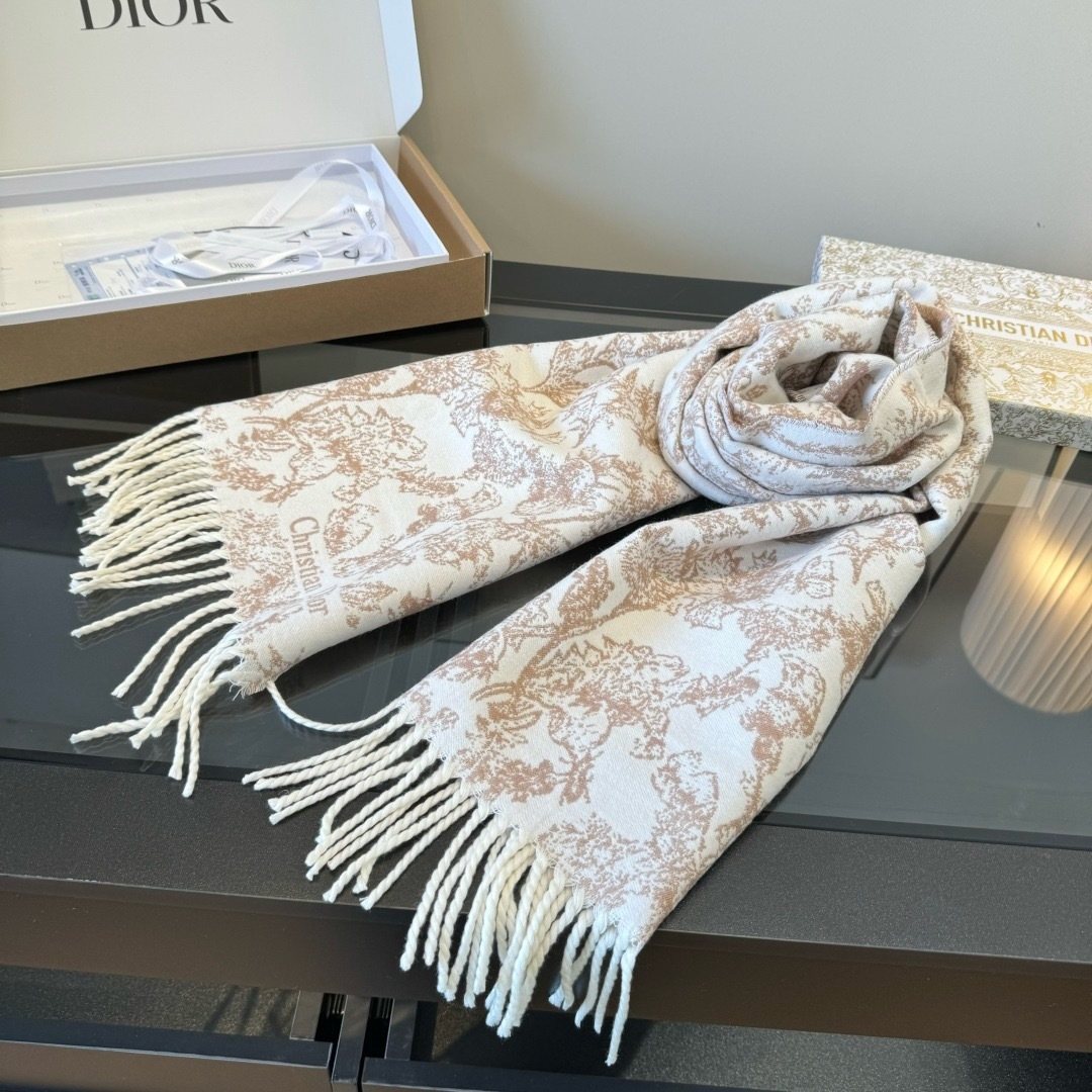 Dior Botanical Toile Fringed Scarf product image 10, provided for visual reference and product detail review