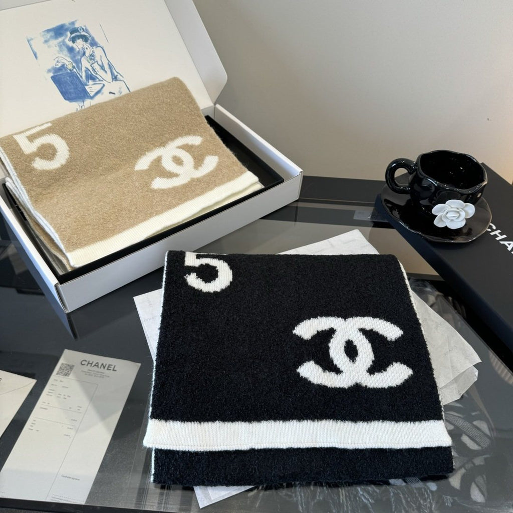 Chanel Logo Motif Knit Scarf product image 12, provided for visual reference and product detail review