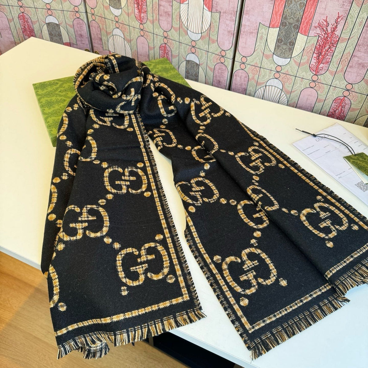 Gucci Wool Interlocking Motif Scarf - 180 x 47 cm product image 7, provided for visual reference and product detail review