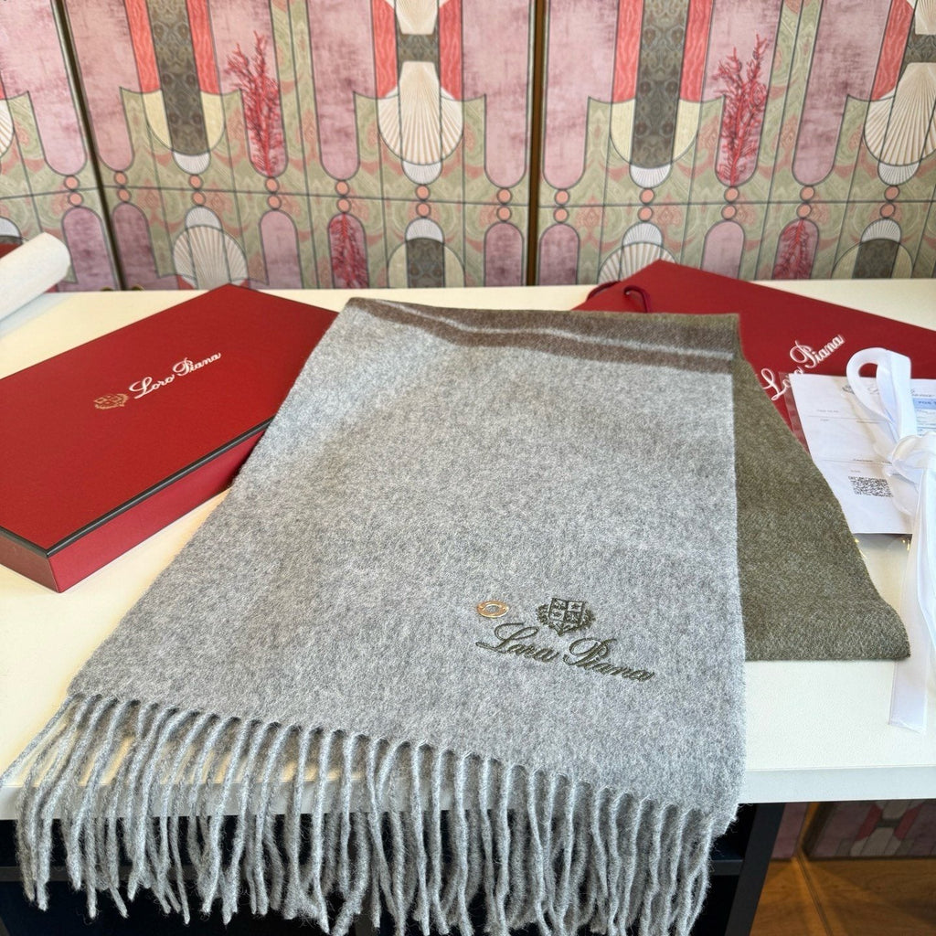 Loro Piana Reversible Fringed Cashmere Scarf product image 6, provided for visual reference and product detail review