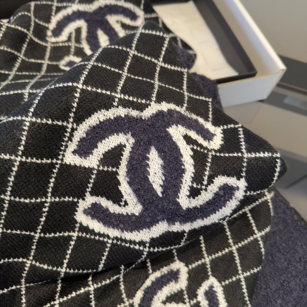 Chanel Grid Knit Scarf product image 12, provided for visual reference and product detail review