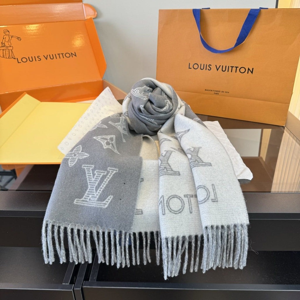Louis Vuitton Reversible Monogram Knit Scarf product image 6, provided for visual reference and product detail review