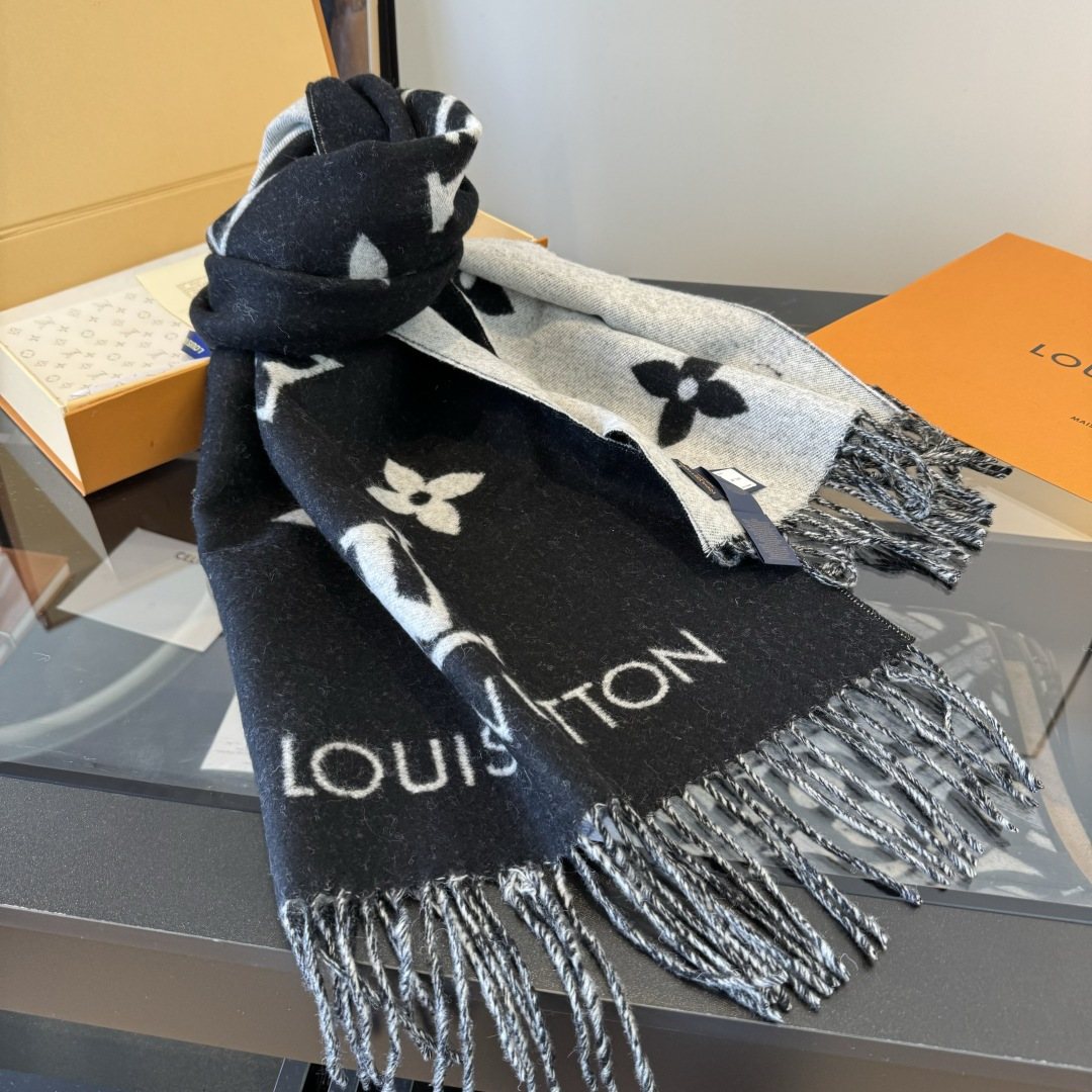 Louis Vuitton Two-Tone Fringed Scarf product image 5, provided for visual reference and product detail review