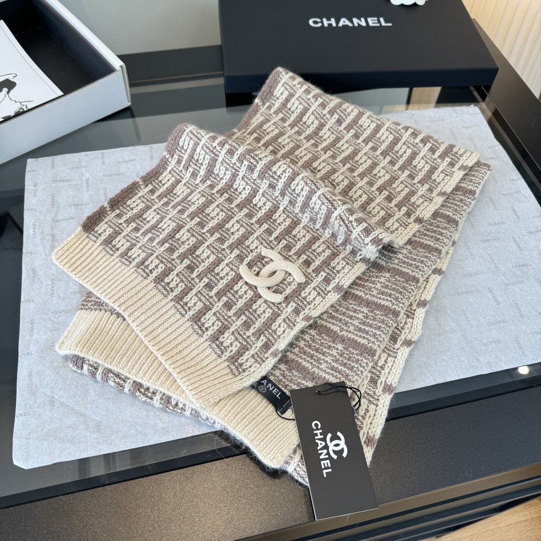 Chanel Logo Knit Hat, Scarf & Gloves Set product image 14, provided for visual reference and product detail review