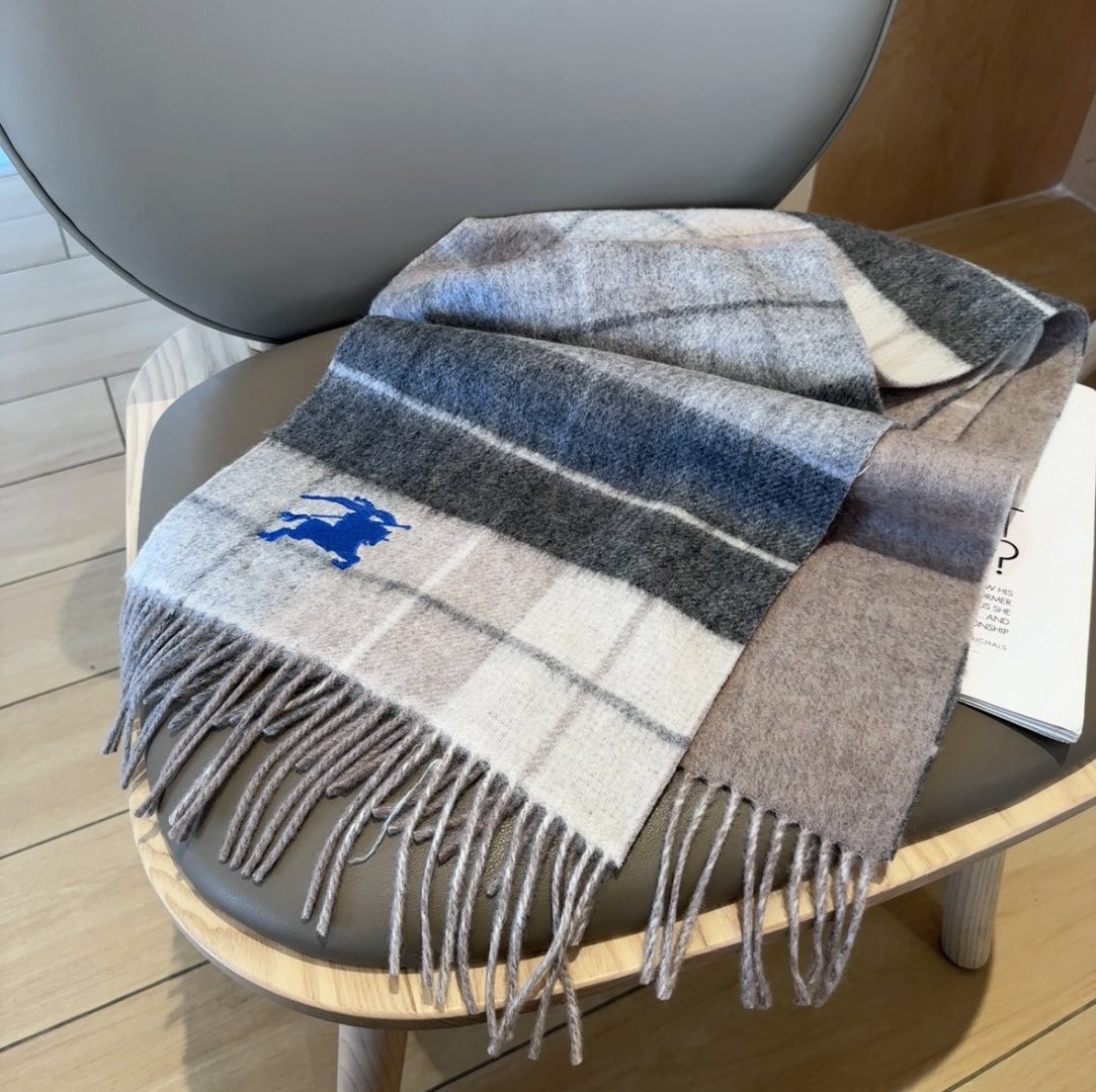 Burberry Reversible Plaid Fringed Scarf product image 14, provided for visual reference and product detail review
