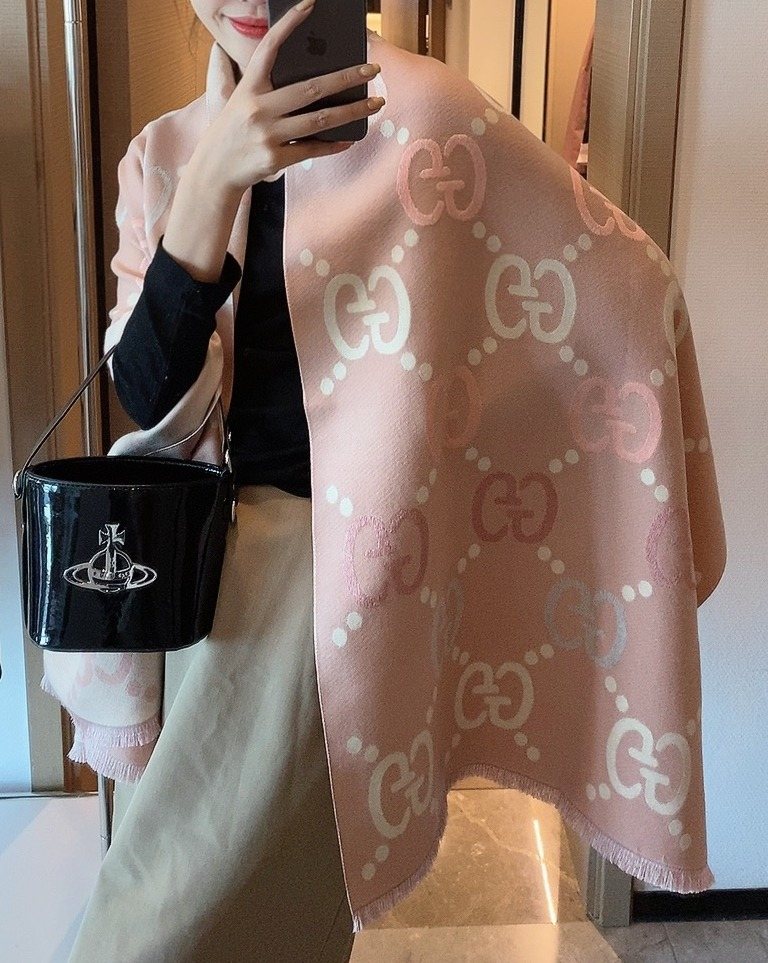 Gucci Pink-Beige Fringed Geometric Motif Scarf product image 2, provided for visual reference and product detail review