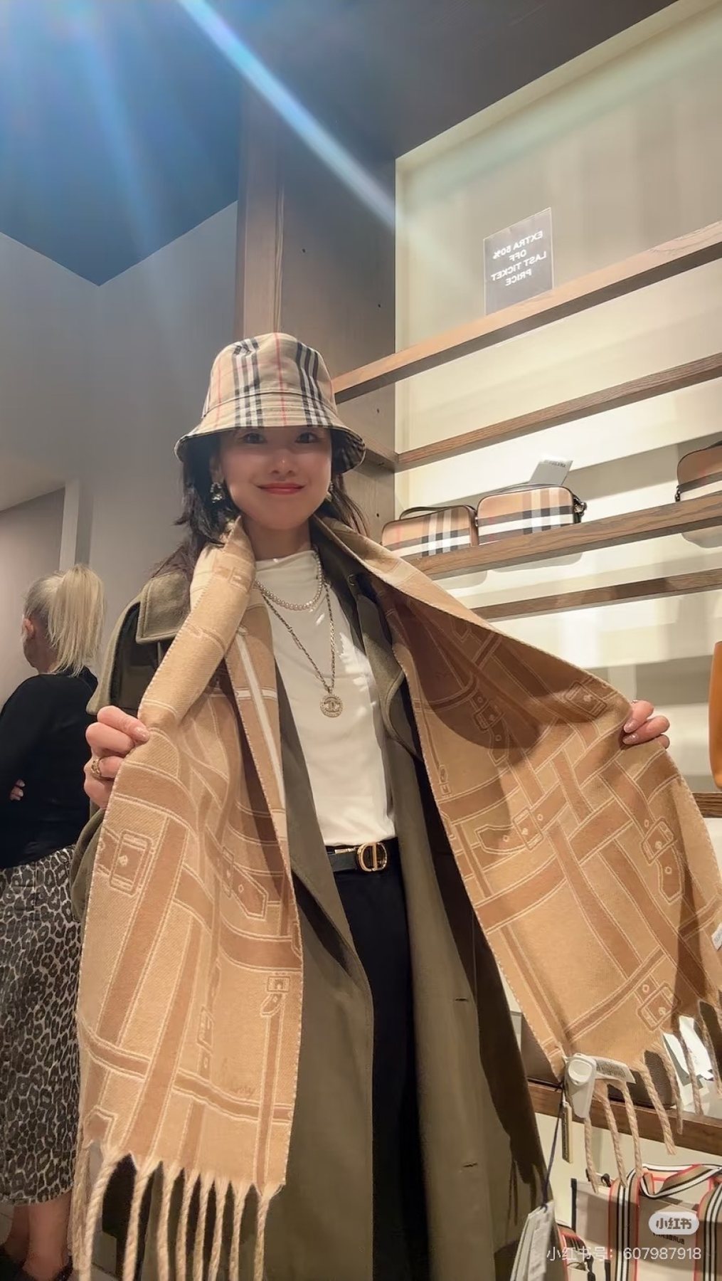 Burberry Geometric Fringed Scarf product image 14, provided for visual reference and product detail review