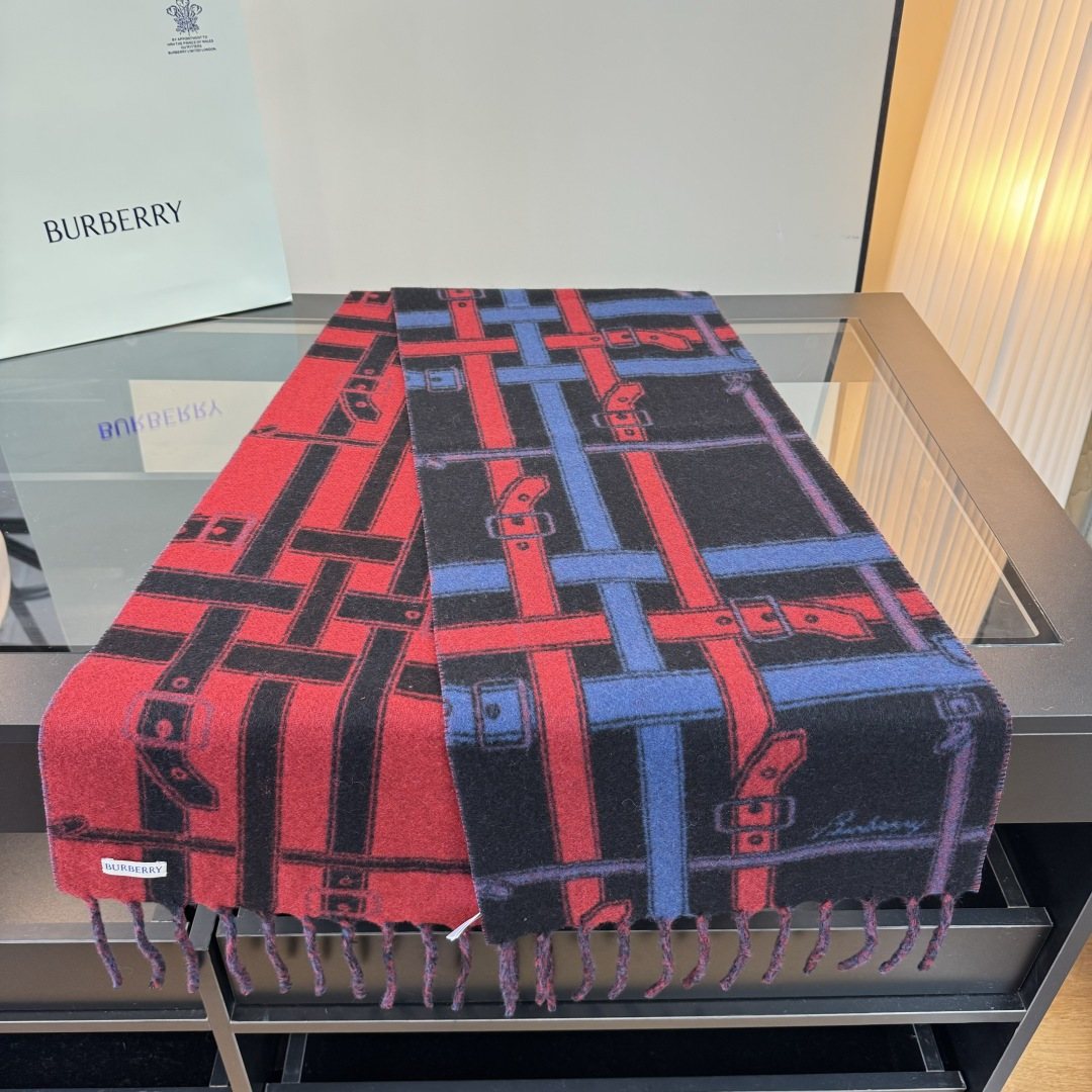 Burberry Geometric Fringed Scarf product image 7, provided for visual reference and product detail review