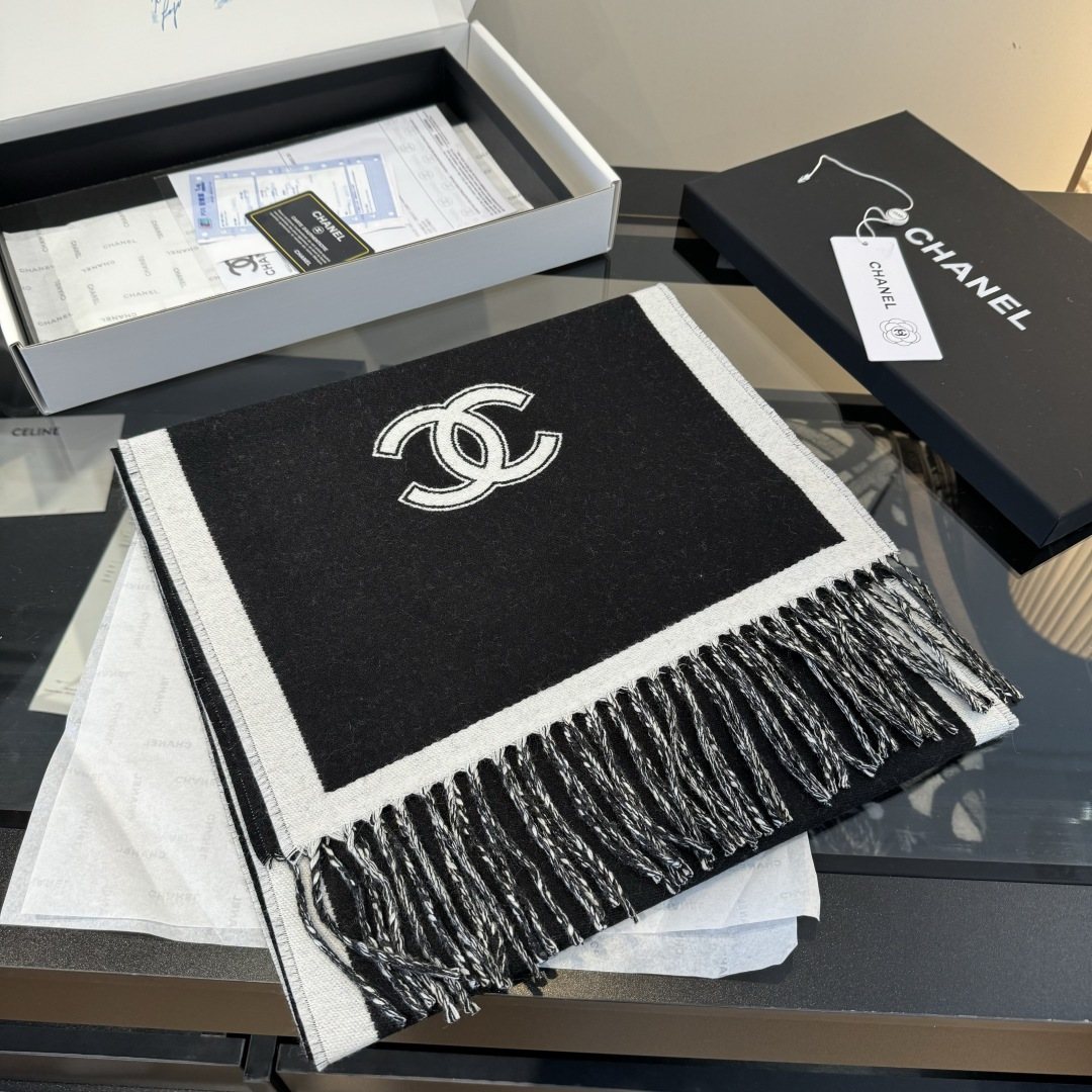 Chanel Contrast-Border Two-Tone Fringed Scarf product image 8, provided for visual reference and product detail review