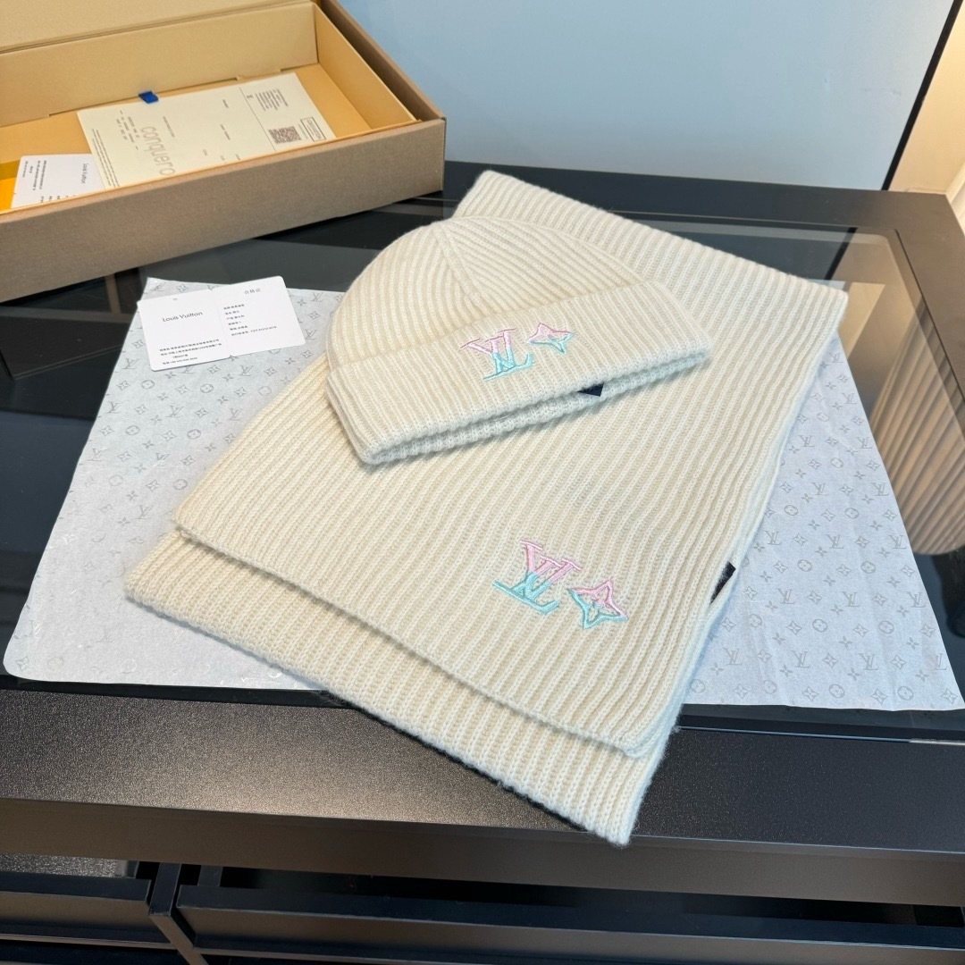 Louis Vuitton Embroidered Monogram Scarf and Beanie Set product image 8, provided for visual reference and product detail