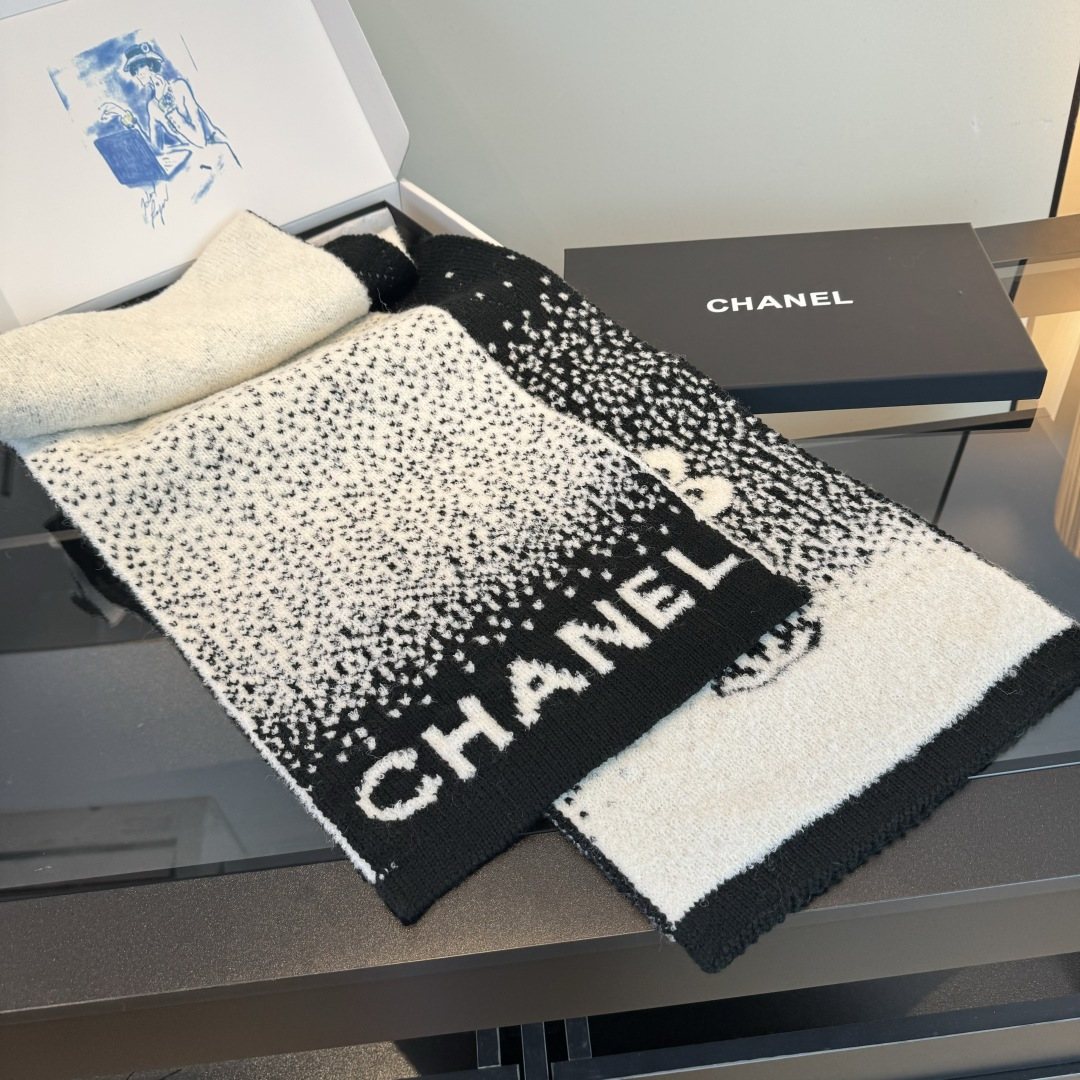 Chanel Black & Cream Logo Knit Scarf product image 5, provided for visual reference and product detail review