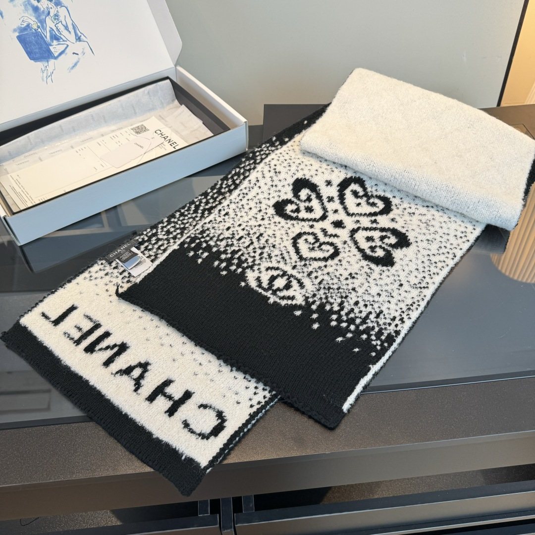 Chanel Ivory and Black Knit Scarf product image 2, provided for visual reference and product detail review