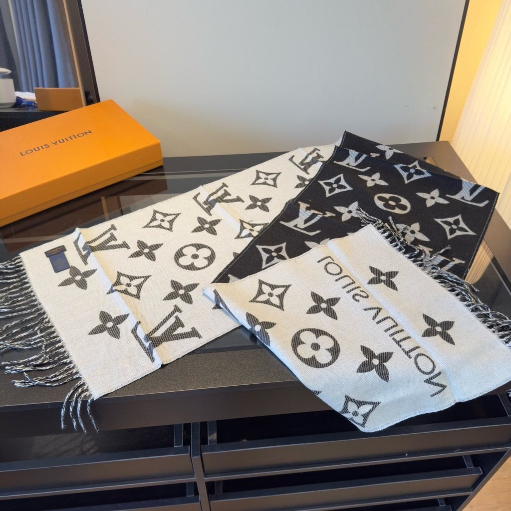 Louis Vuitton Reversible Wool Monogram Scarf - 180 x 30 cm product image 11, provided for visual reference and product