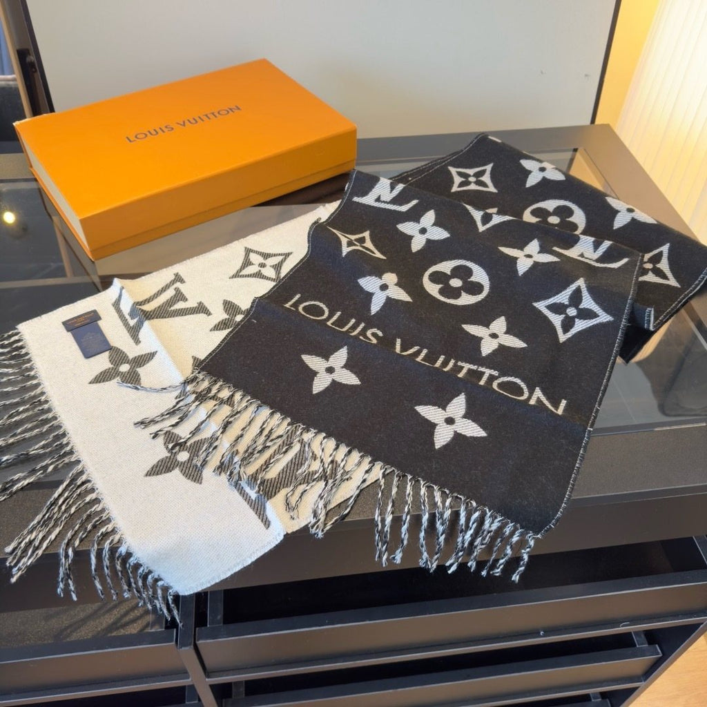Louis Vuitton Reversible Wool Monogram Scarf - 180 x 30 cm product image 12, provided for visual reference and product