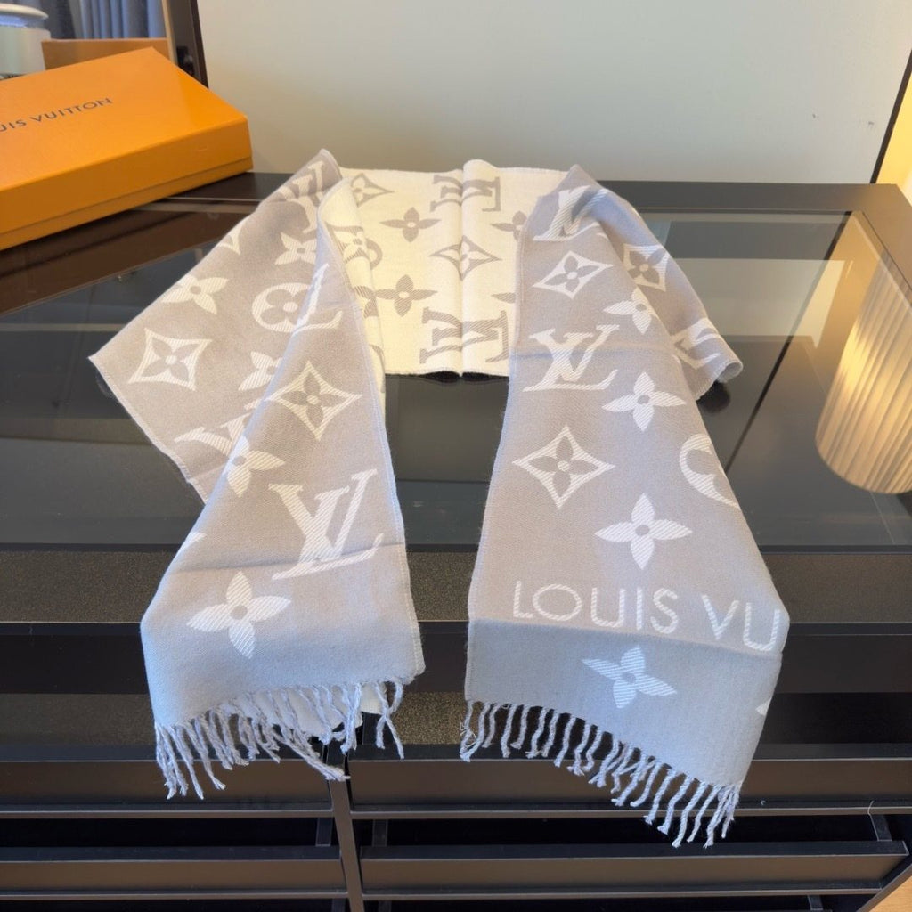 Louis Vuitton Reversible Wool Monogram Scarf - 180 x 30 cm product image 14, provided for visual reference and product