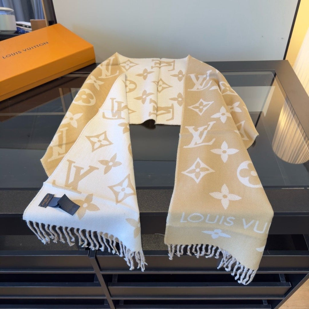 Louis Vuitton Reversible Wool Monogram Scarf - 180 x 30 cm product image 7, provided for visual reference and product detail