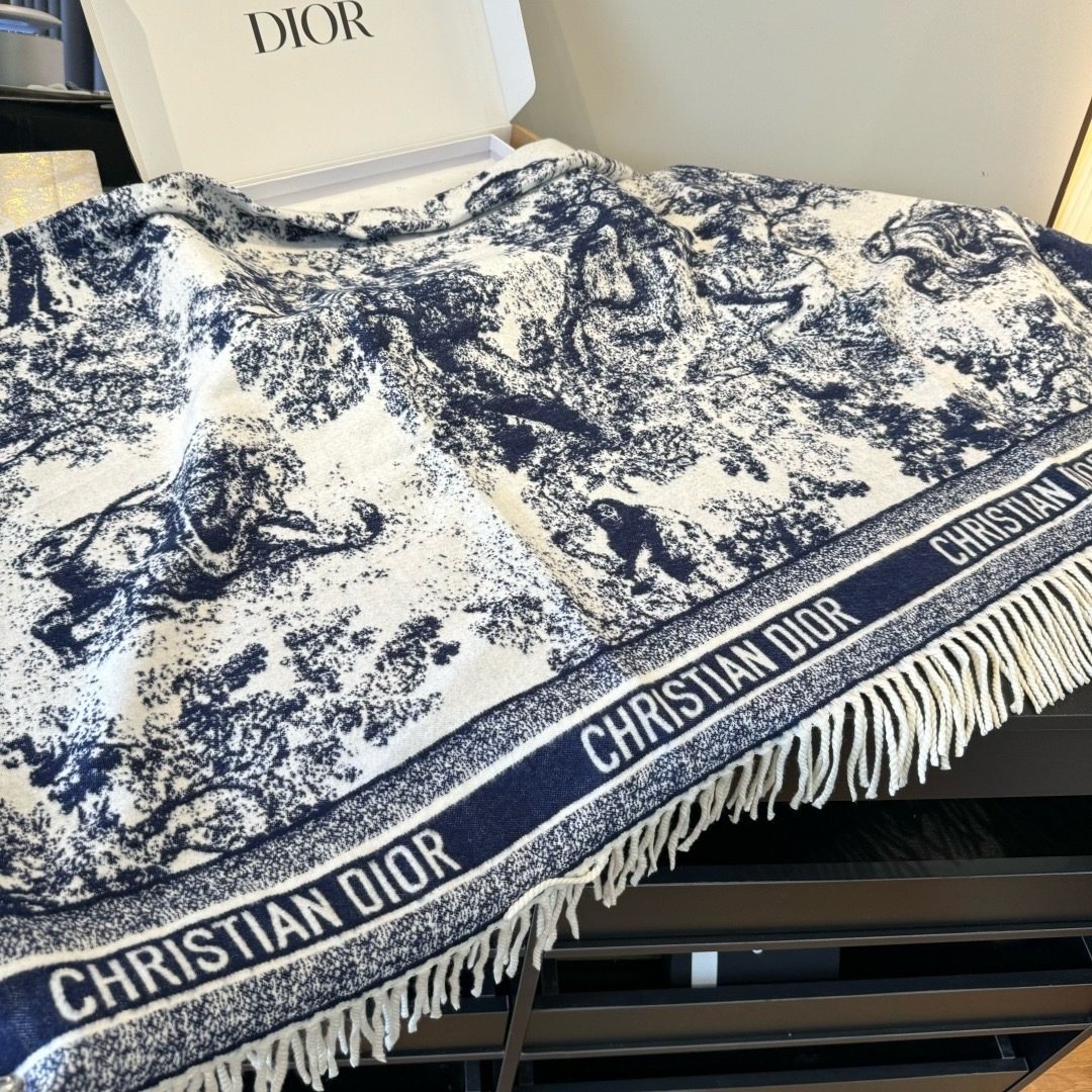 Dior Animal Jacquard Fringed Scarf product image 7, provided for visual reference and product detail review