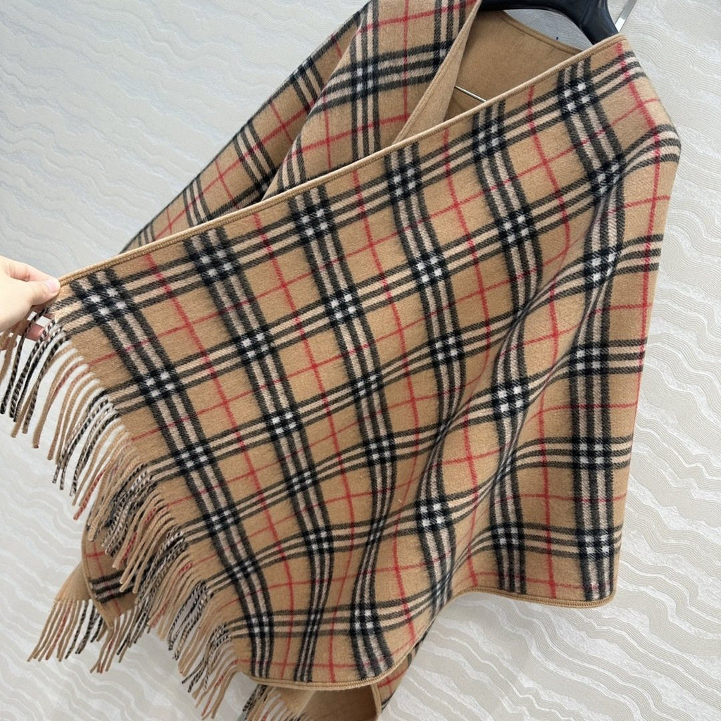 Burberry Fringed Plaid-Panel Poncho product image 3, provided for visual reference and product detail review