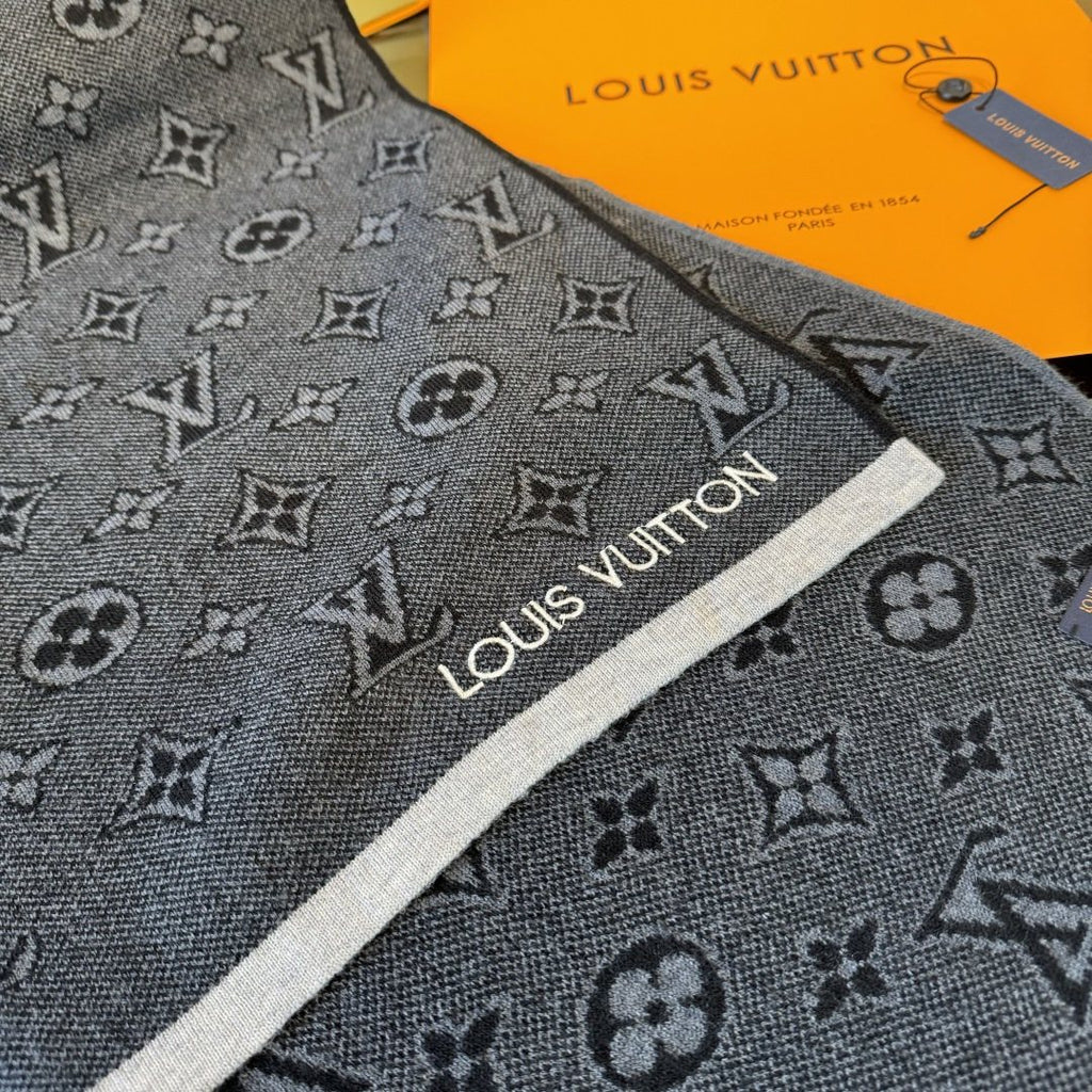 Louis Vuitton Gray Knit Scarf with Contrast Trim product image 11, provided for visual reference and product detail review