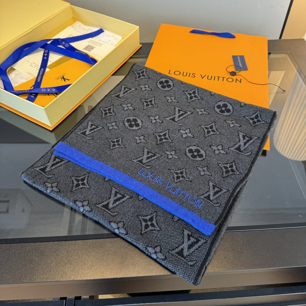 Louis Vuitton Gray Knit Scarf with Contrast Trim product image 9, provided for visual reference and product detail review