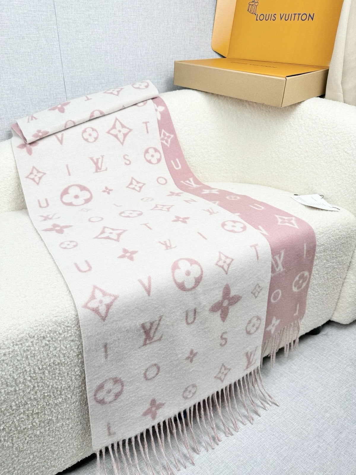 Louis Vuitton Reversible Floral Monogram Scarf - 180 x 55 cm product image 3, provided for visual reference and product
