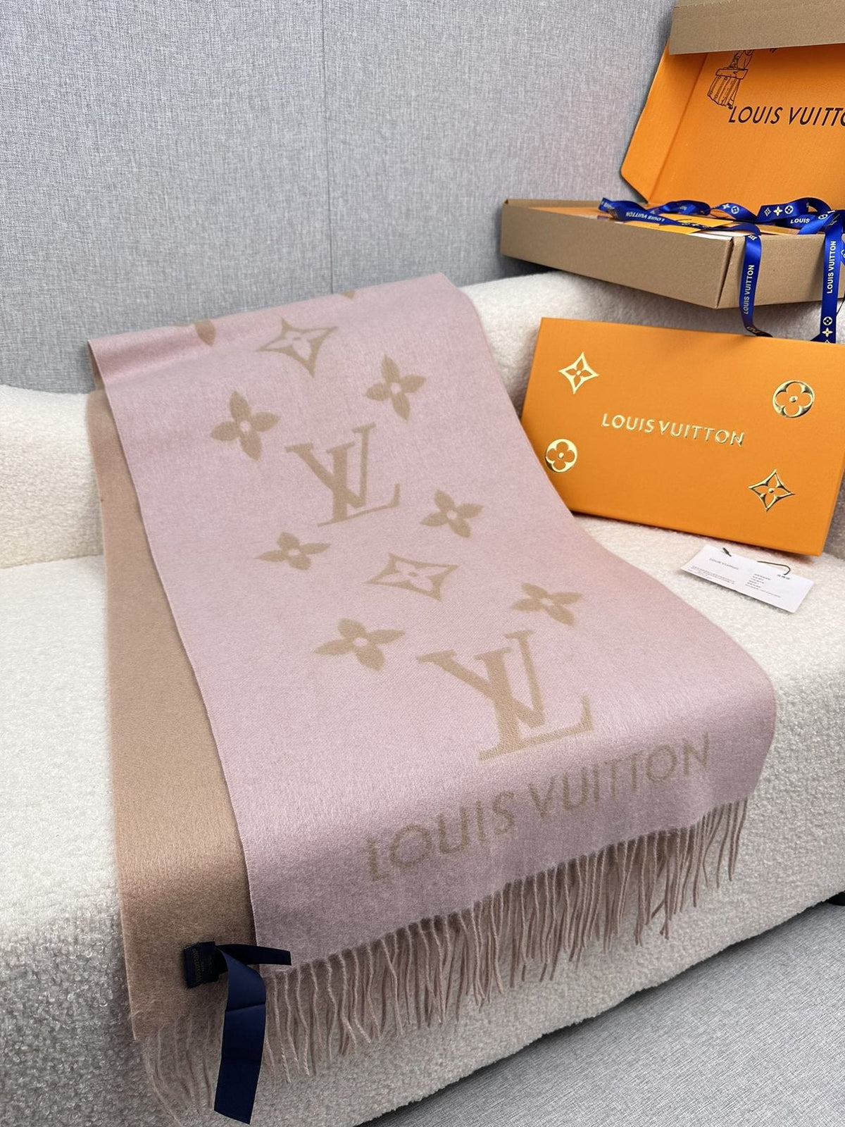 Louis Vuitton Oversized Wordmark Reversible Fringe Scarf product image 7, provided for visual reference and product detail