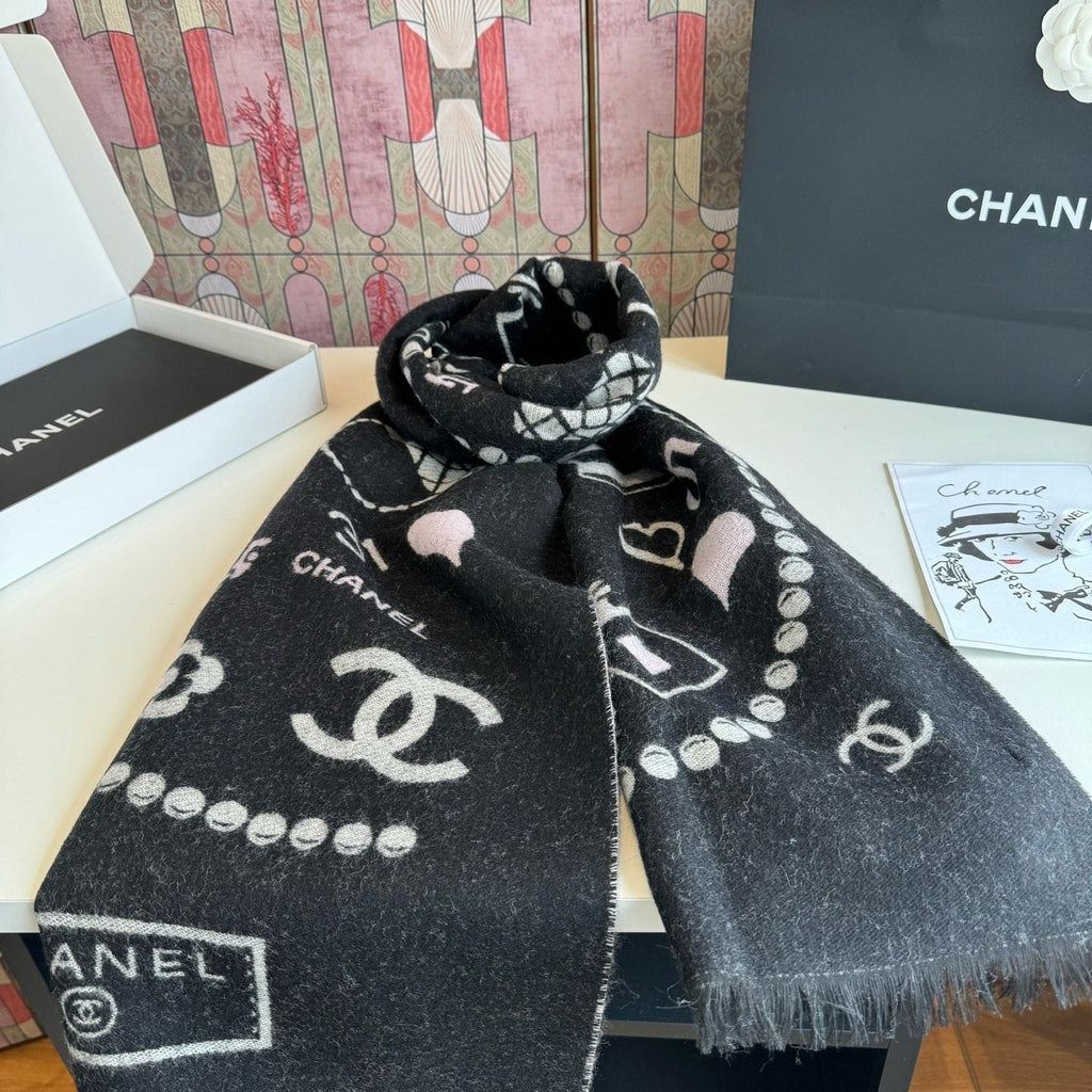 Chanel Pearl Motif Fringe Scarf product image 7, provided for visual reference and product detail review