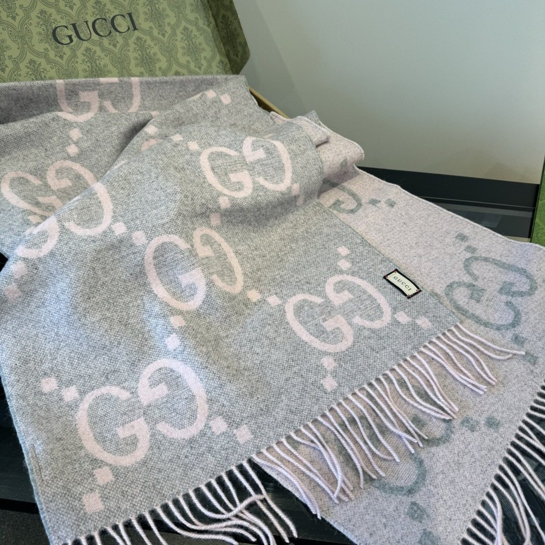 Gucci Fringed Interlocking Motif Scarf product image 11, provided for visual reference and product detail review