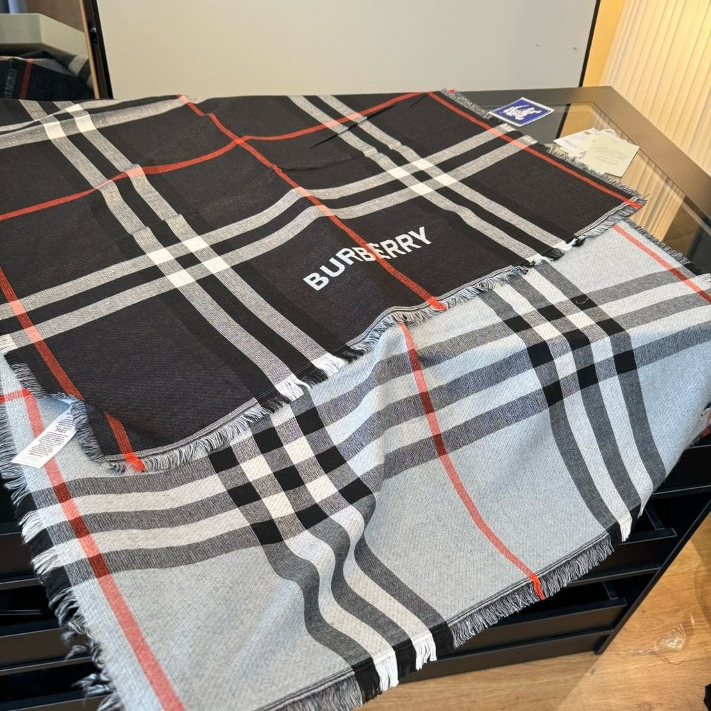 Burberry Bold Check Fringed Scarf - 110 x 200 cm product image 8, provided for visual reference and product detail review
