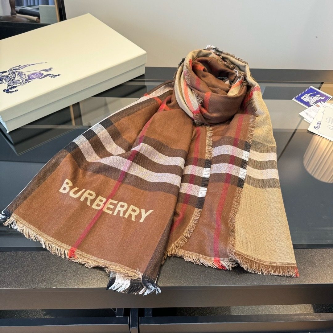 Burberry Bold Check Fringed Scarf - 110 x 200 cm product image 2, provided for visual reference and product detail review