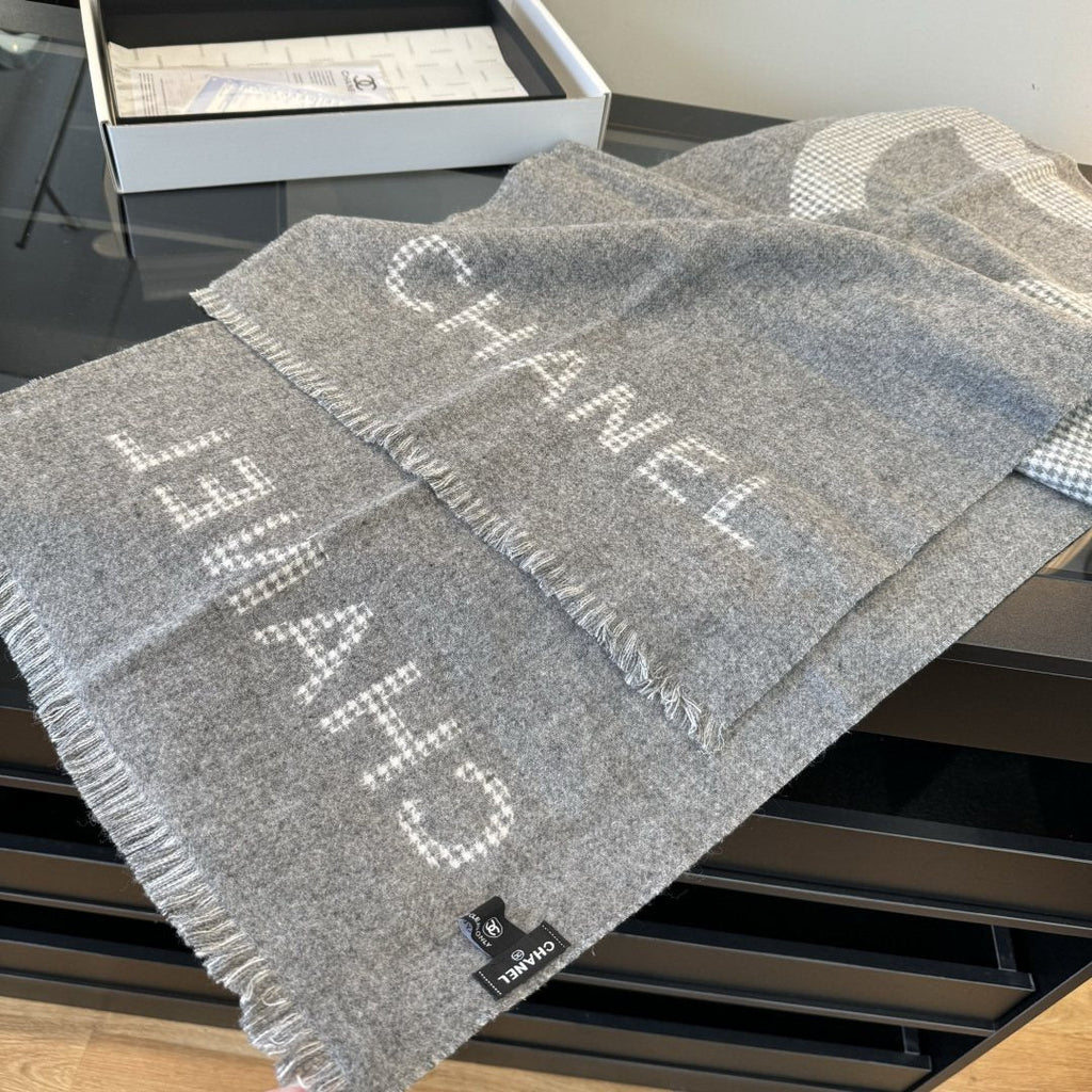 Chanel Two-Tone Houndstooth Fringe Scarf product image 3, provided for visual reference and product detail review