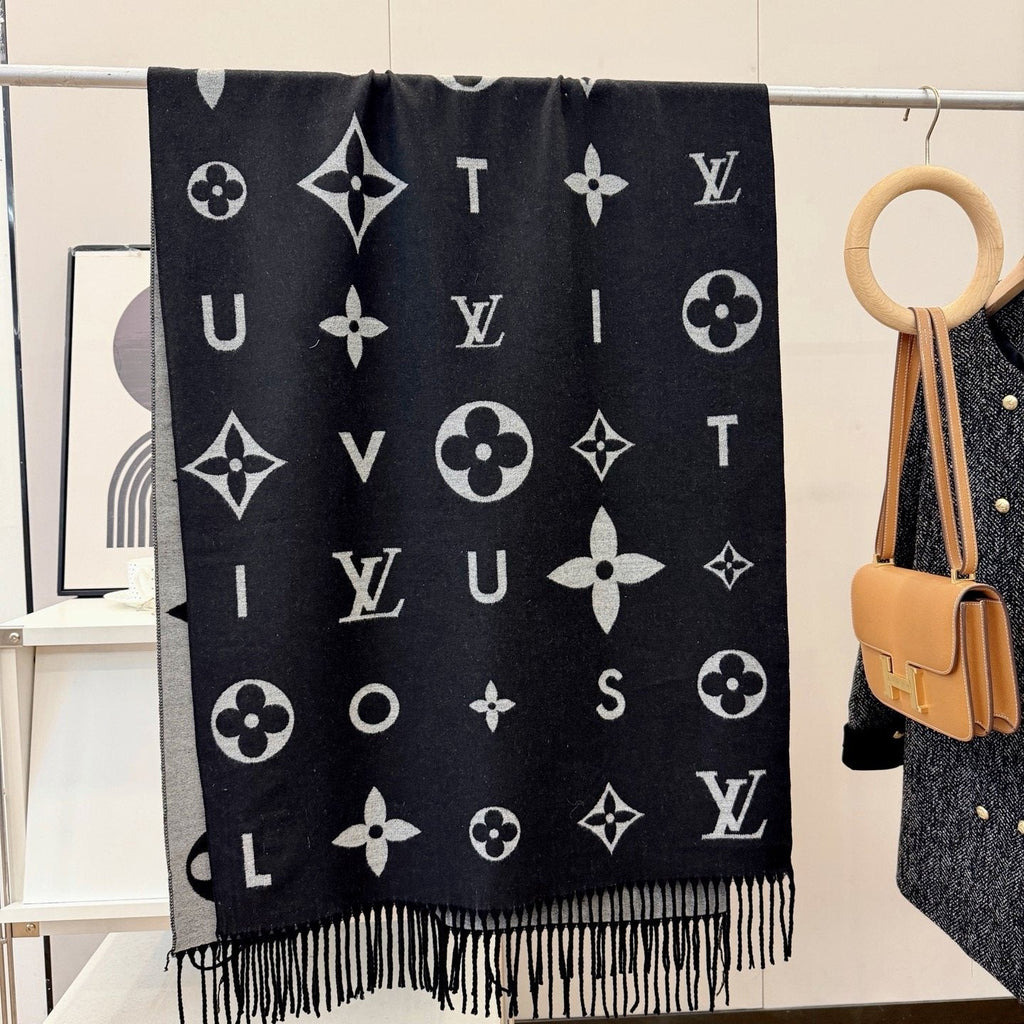 Louis Vuitton Knotted-Fringe Monogram Scarf - 65 x 180 cm product image 1, provided for visual reference and product detail