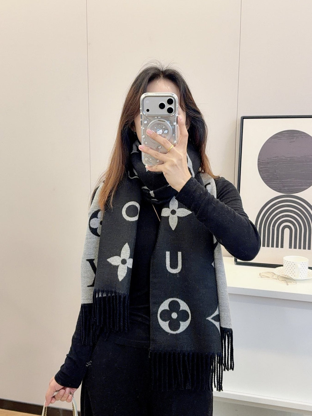 Louis Vuitton Knotted-Fringe Monogram Scarf - 65 x 180 cm product image 7, provided for visual reference and product detail