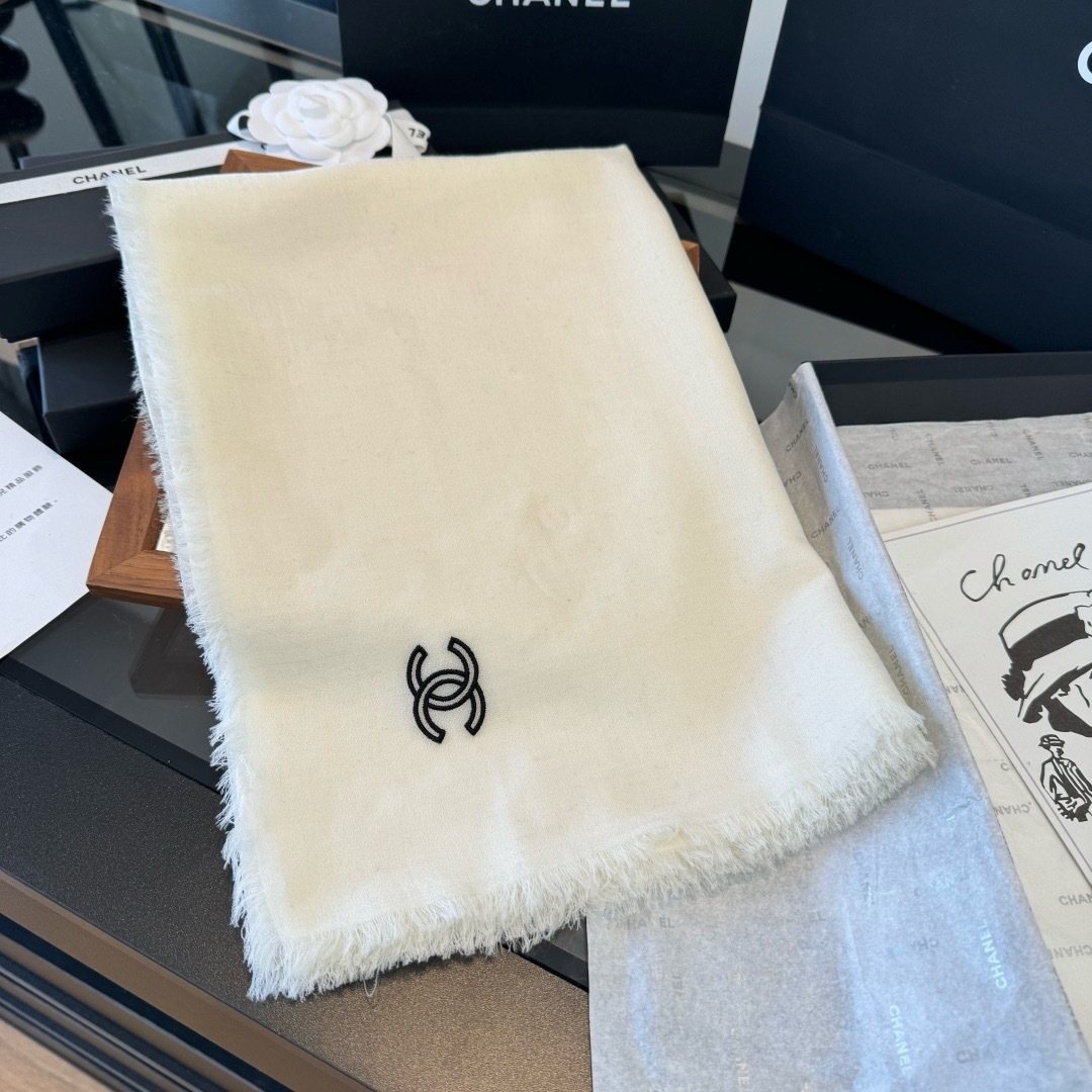 Chanel Fringe-Trim Cashmere Scarf product image 10, provided for visual reference and product detail review