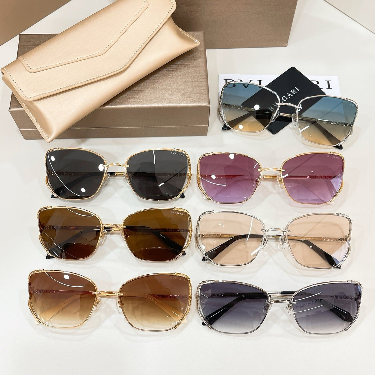 Bvlgari BV40081U Sunglasses product image 18, provided for visual reference and product detail review