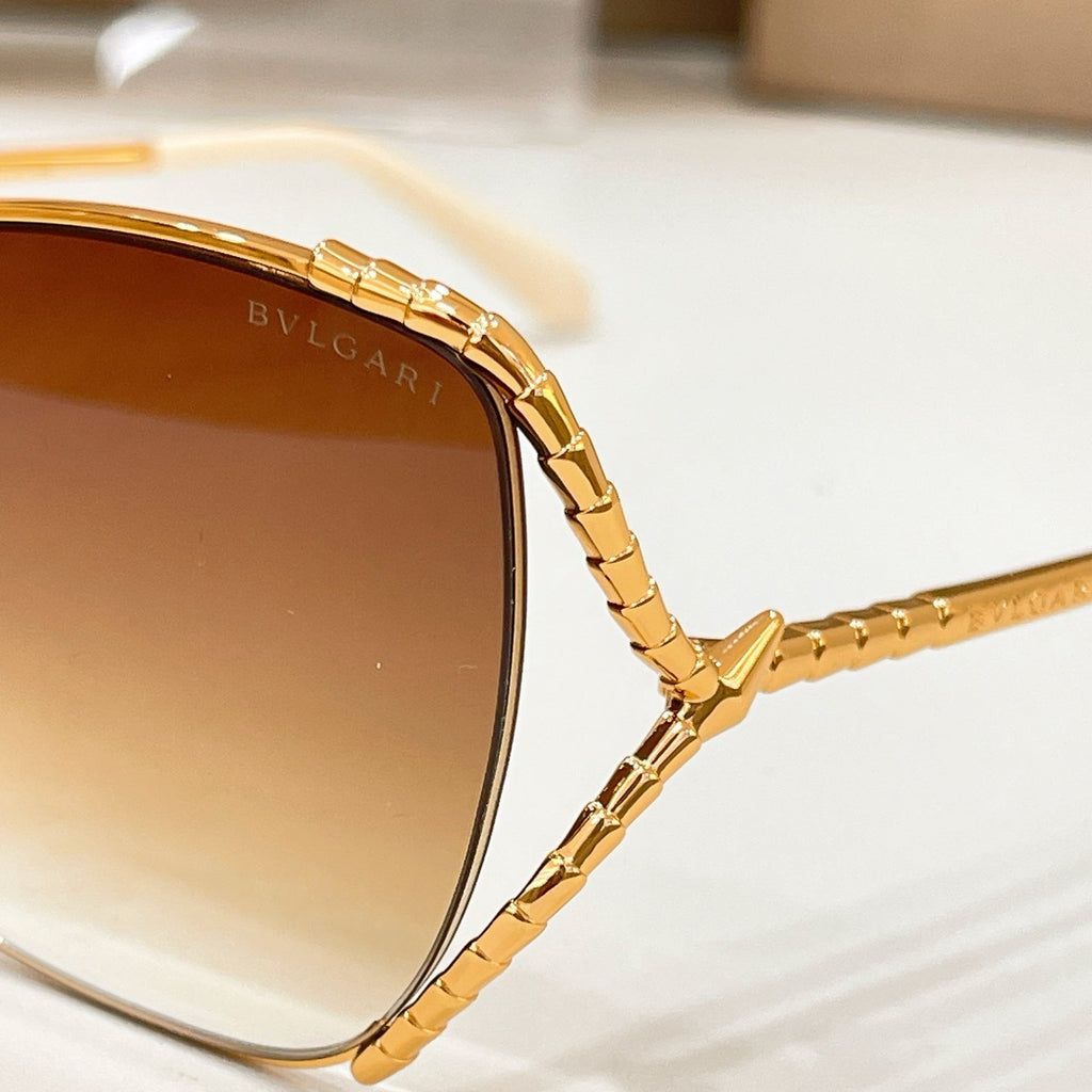 Bvlgari BV40081U Sunglasses product image 20, provided for visual reference and product detail review