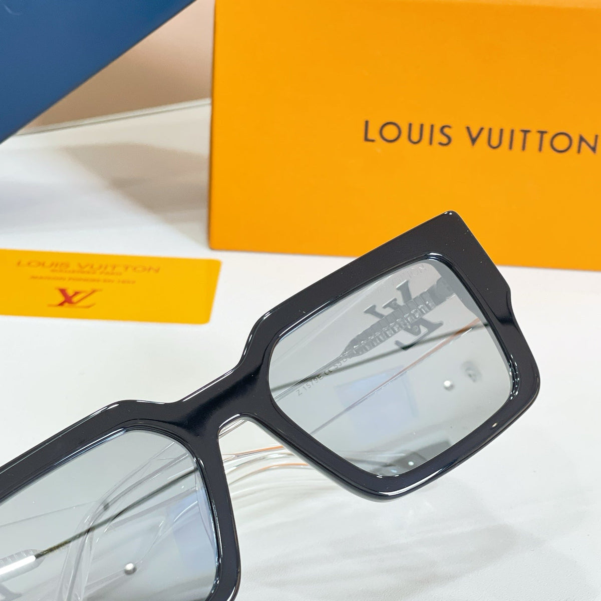 Louis Vuitton Z1579E Sunglasses product image 11, provided for visual reference and product detail review