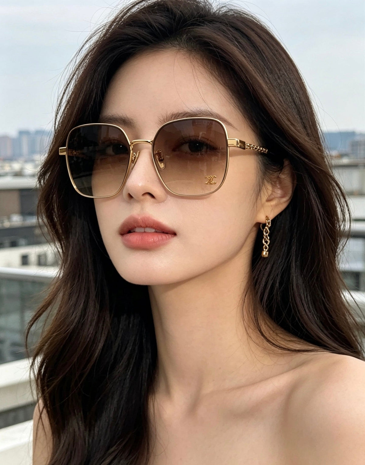 Celine CL42126U Sunglasses product image 9, provided for visual reference and product detail review