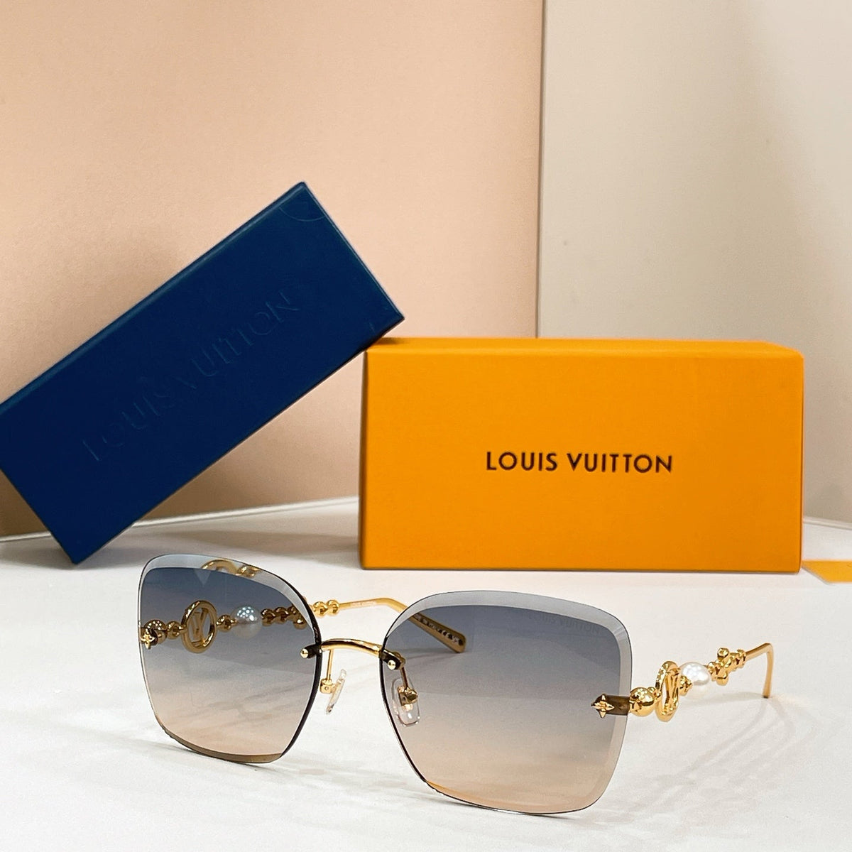 Louis Vuitton Z3167U Sunglasses product image 6, provided for visual reference and product detail review