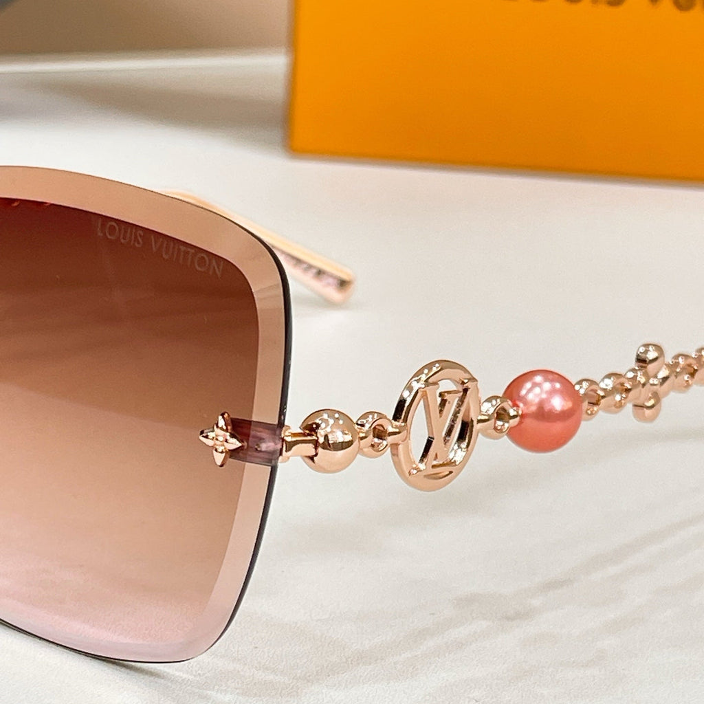 Louis Vuitton Z3167U Sunglasses product image 11, provided for visual reference and product detail review