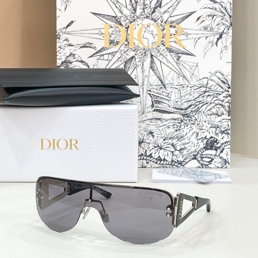 Dior Escrime Sunglasses product image 3, provided for visual reference and product detail review