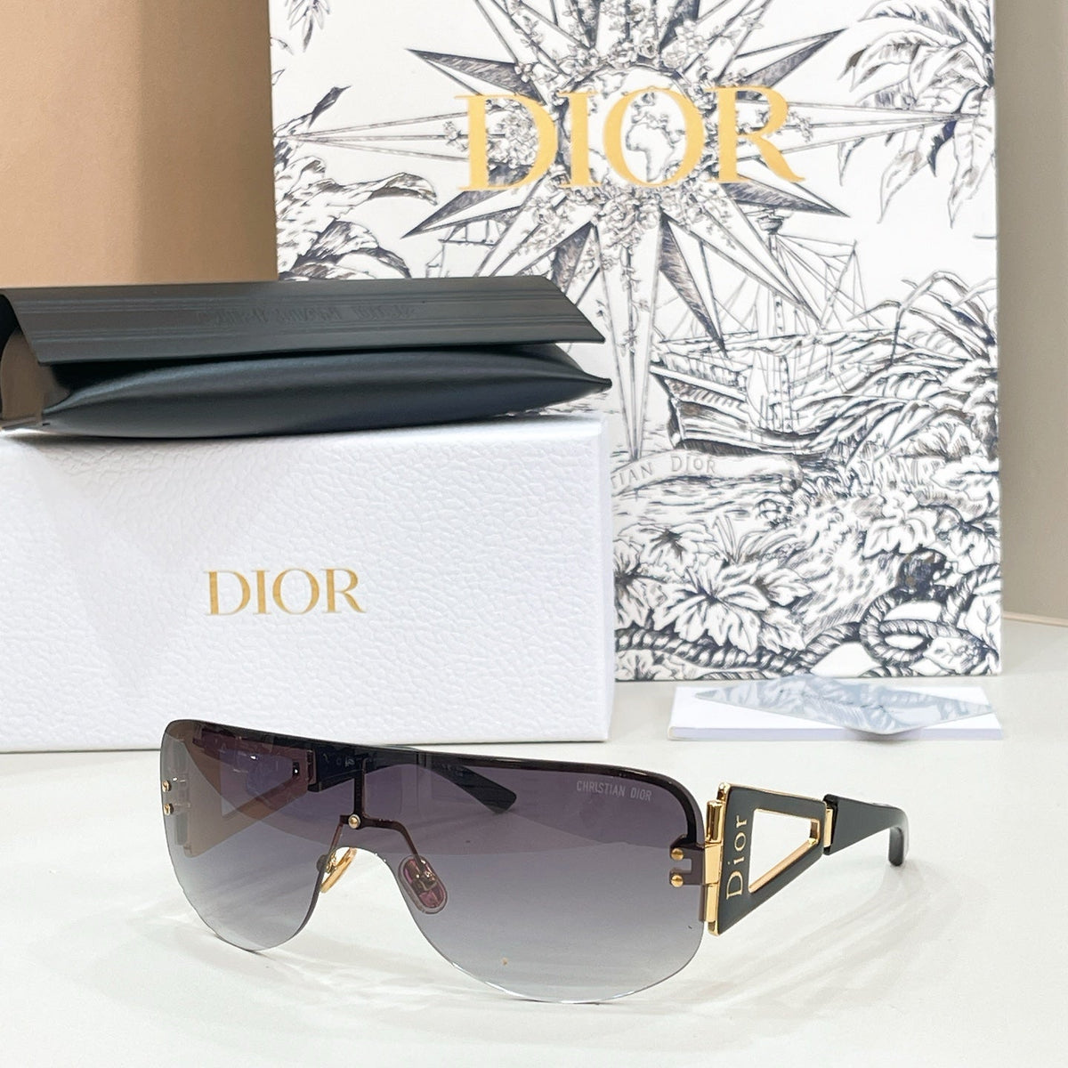Dior Escrime Sunglasses product image 5, provided for visual reference and product detail review