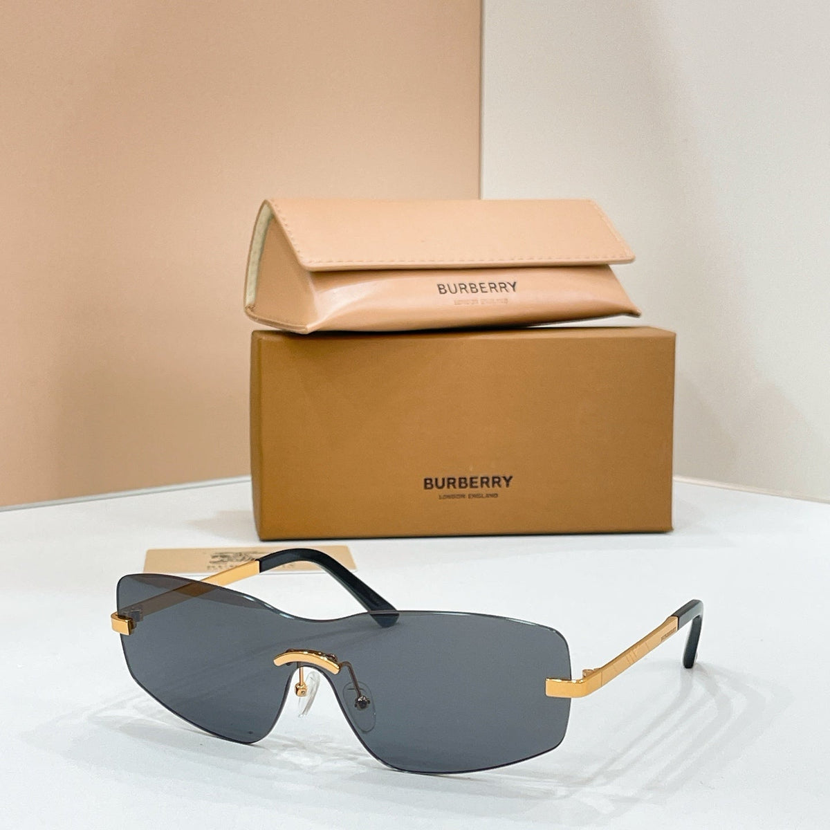Burberry B8934 Sunglasses product image 5, provided for visual reference and product detail review