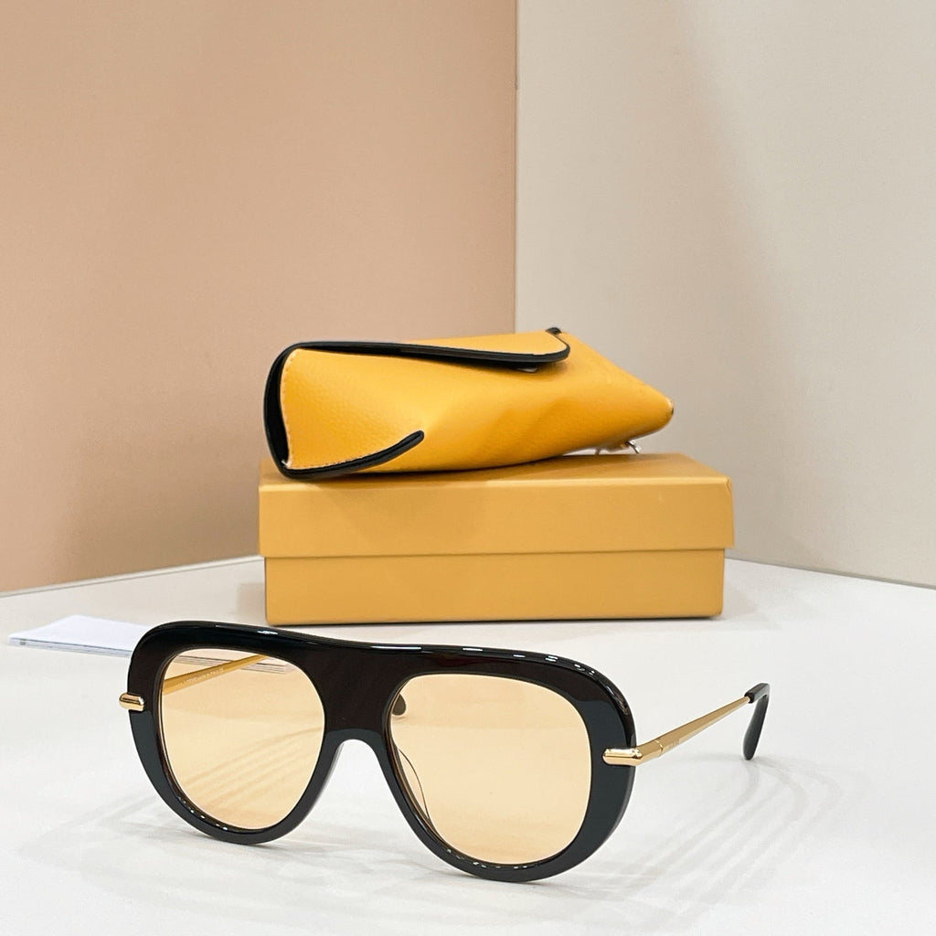 Loewe LW40186U Sunglasses product image 7, provided for visual reference and product detail review